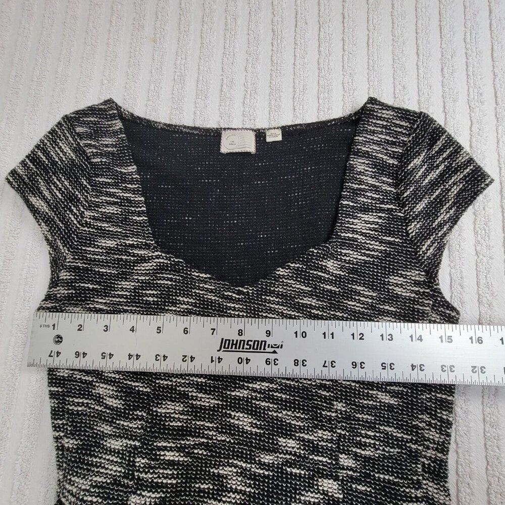 Anthropologie Postmark Womens Black White Textured Peplum Top Small Cap Sleeve - Picture 6 of 7